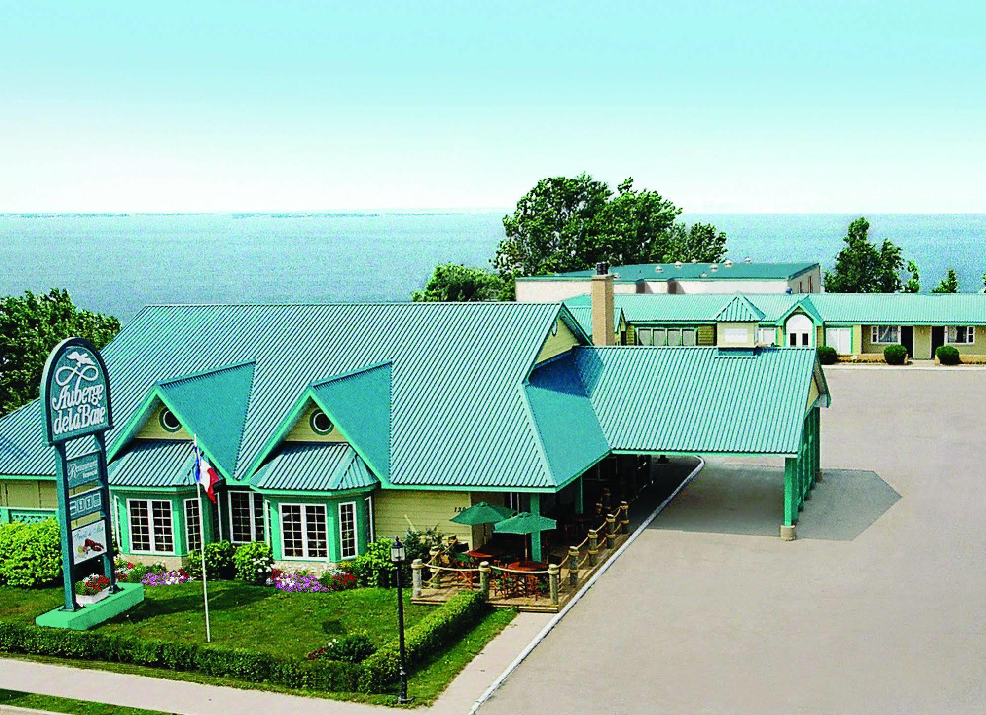 Auberge De La Baie Caraquet Exterior foto